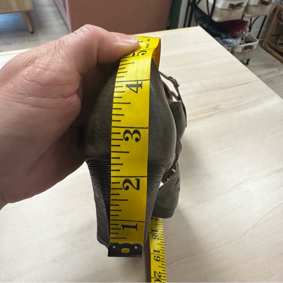 Spring Step L’Artiste Posadas gray leather sandals - Picture 7 of 10